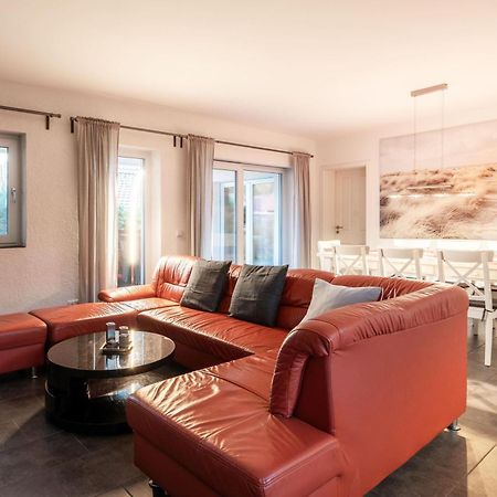 Ferienhaus Daniela Mit Terrasse Und Garten Silz  المظهر الخارجي الصورة